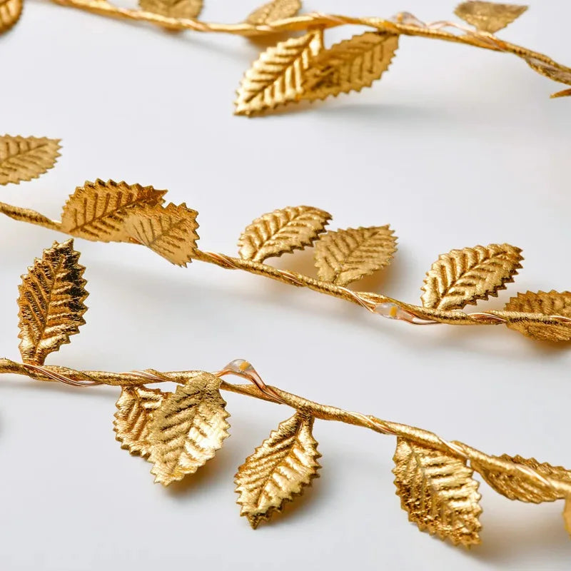 Aurellia | LED String Lights 2 m | 20 LEDs Golden Leaves | Warm White Light | Decorative Garland for Wedding, Party & Home