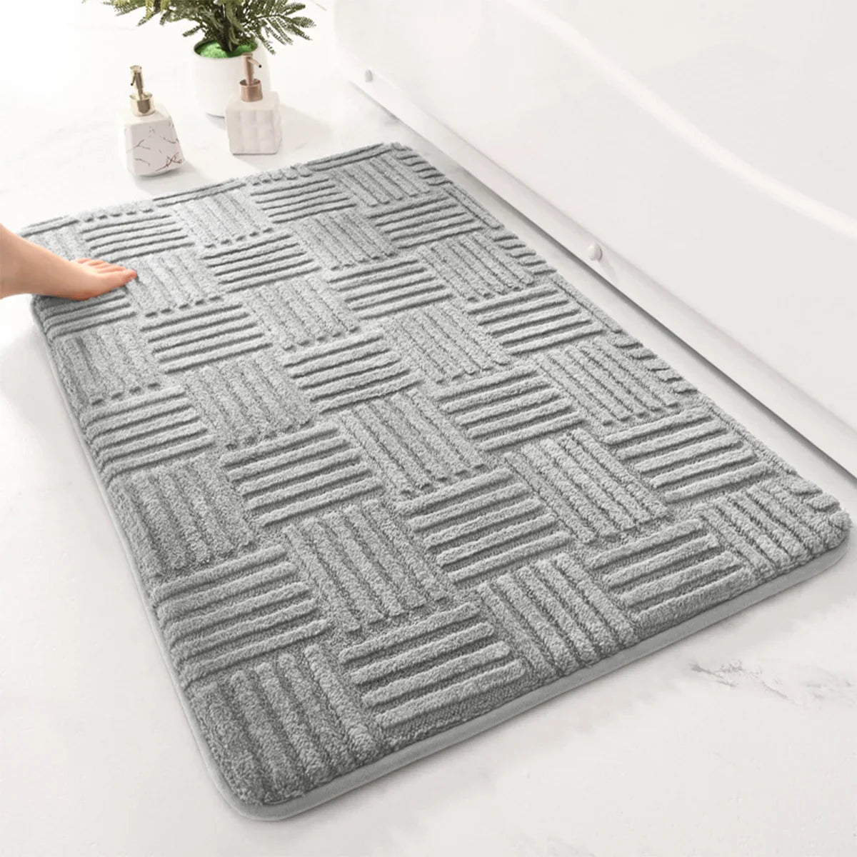 Bath Mat AquaStripes | Non-Slip & Highly Absorbent | Soft & Easy Care | For Bathroom & Entrance