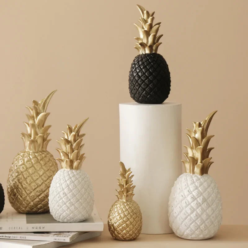 Decorative Pineapple Gold | Tropical Elegance | High-Quality Resin | 3 Sizes