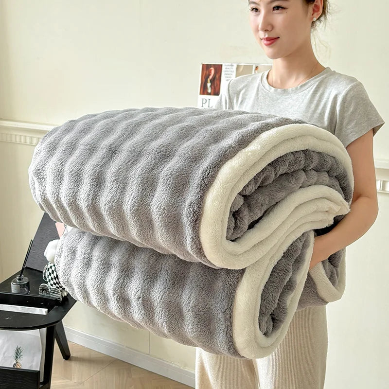FauxLuxe | Plush Throw Blanket Made of Imitation Rabbit Fur | Double-Sided Velvet | Thick & Warm