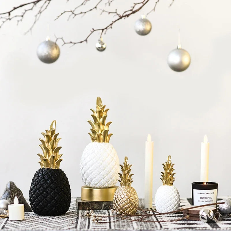 Decorative Pineapple Gold | Tropical Elegance | High-Quality Resin | 3 Sizes