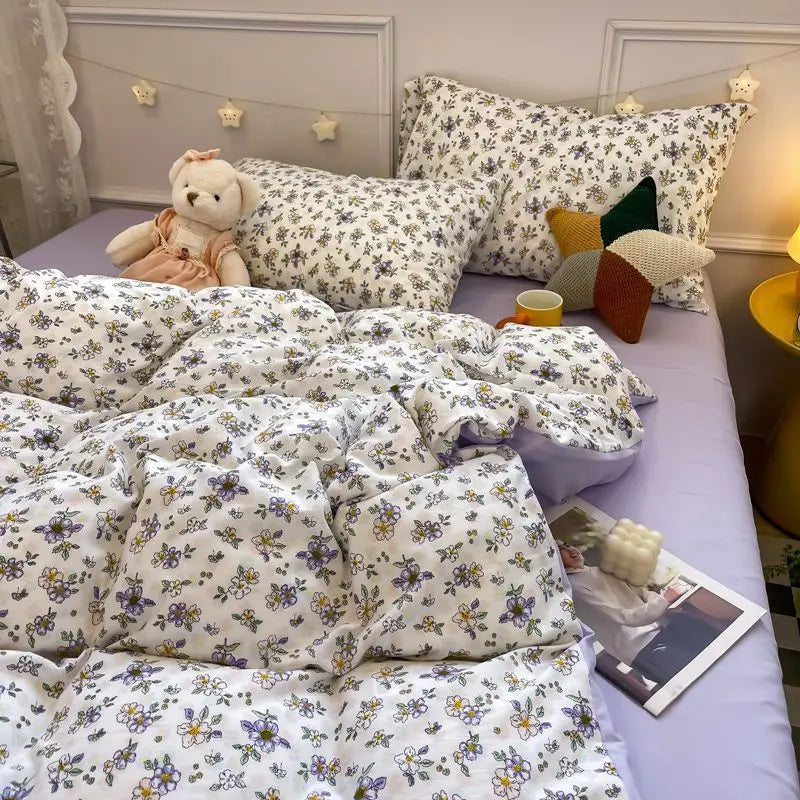 DreamLux Duvet Cover | 100% Cotton | Elegant Floral Design | Breathable & Durable
