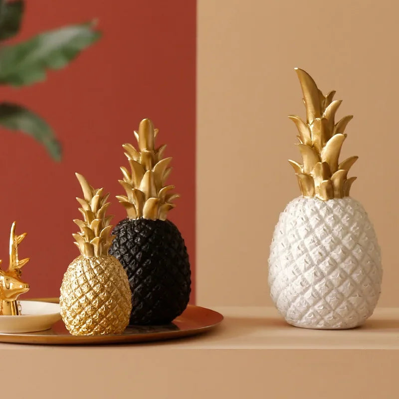 Decorative Pineapple Gold | Tropical Elegance | High-Quality Resin | 3 Sizes