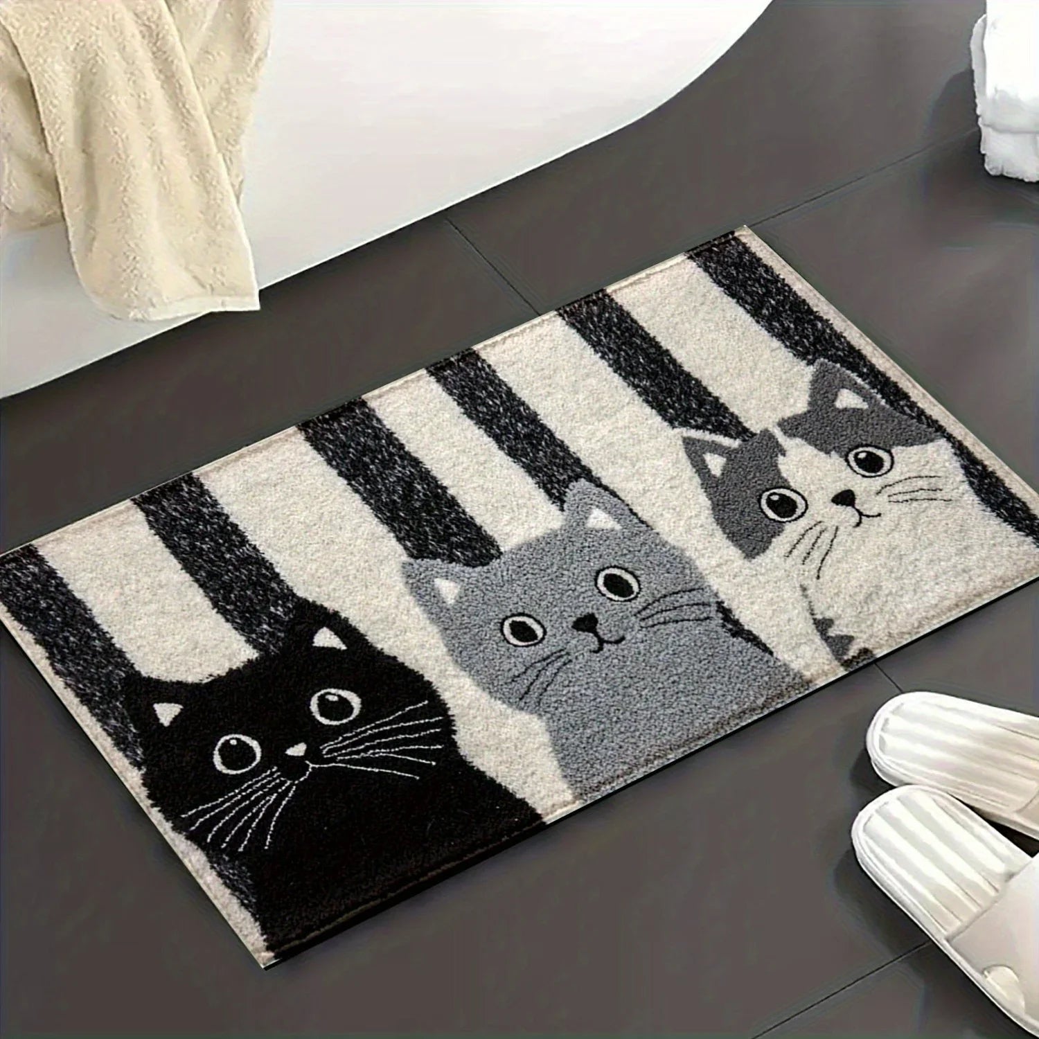 Cat Rug Miyono | Soft & Waterproof | Non-Slip Doormat with Stripes & Cartoon Cat Design | For Bedroom, Hallway & Living Room
