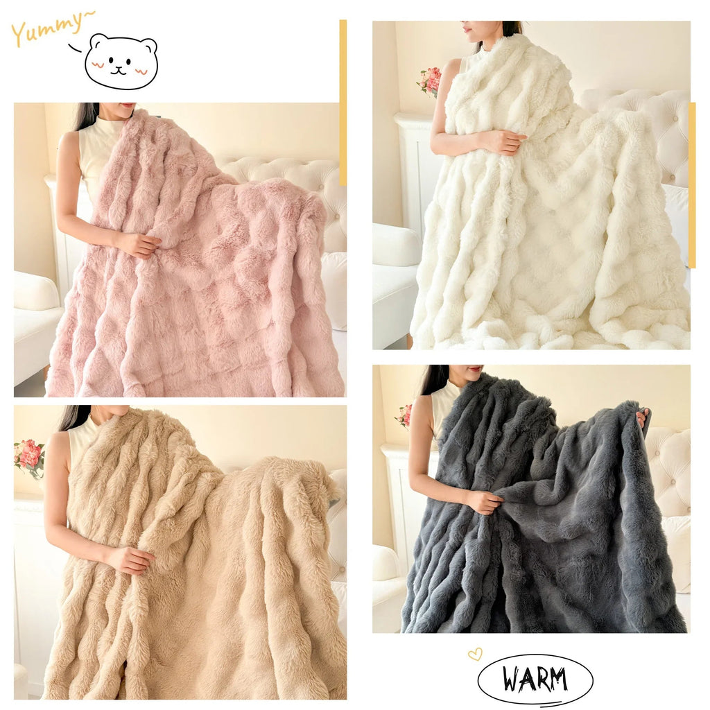 CosyLuxe Plush Blanket | Double-Layered & Extra Thick | Soft Rabbit Fur Imitation | Versatile & Easy Care