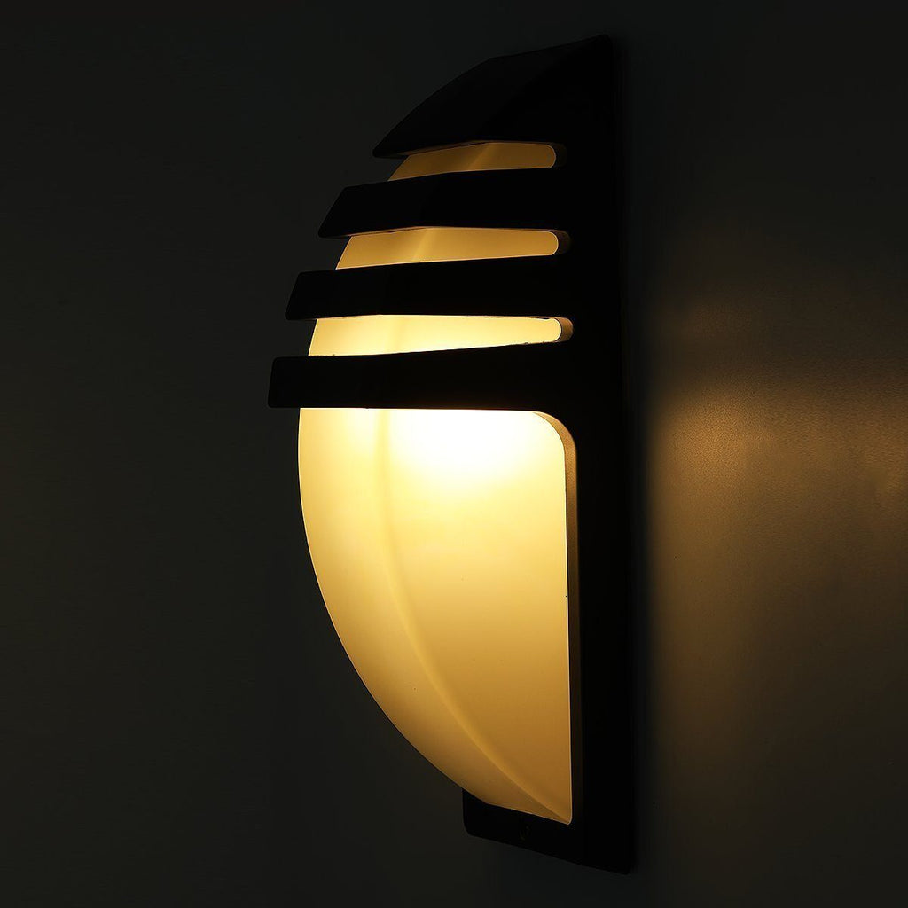 LumiSense | LED Außenwandleuchte mit Bewegungsmelder | 8W COB LED | IP65 Wetterfest | Aluminium | 22,5 × 8 × 7,5 cm