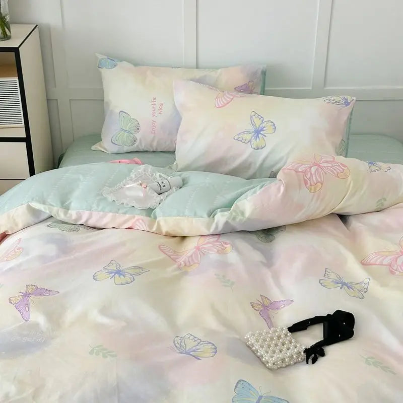 DreamLux Duvet Cover | 100% Cotton | Elegant Floral Design | Breathable & Durable
