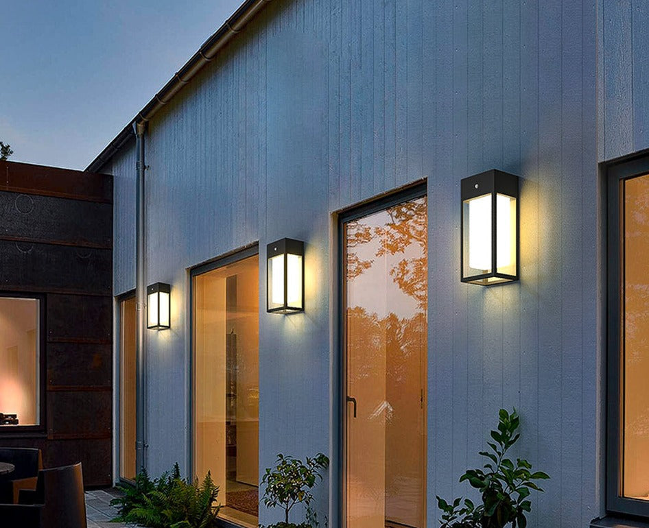 Solunexa | Solar-Wandleuchte für den Garten | LED-Warmlicht | IP65 Wasserdicht | Mit Dämmerungssensor