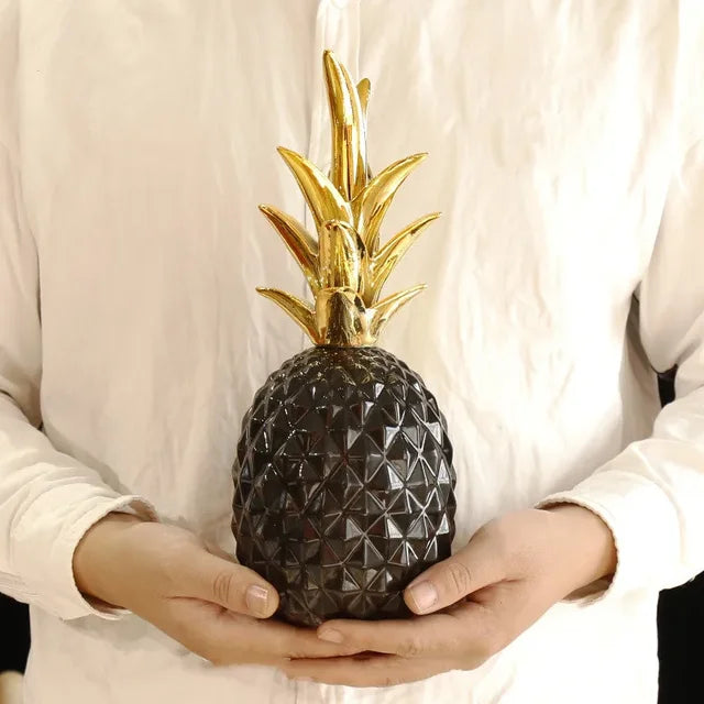Decorative Pineapple Gold | Tropical Elegance | High-Quality Resin | 3 Sizes