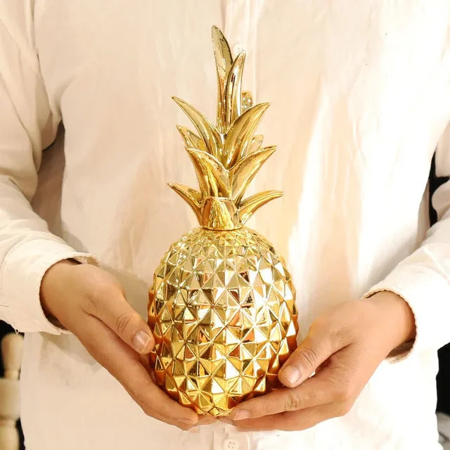 Decorative Pineapple Gold | Tropical Elegance | High-Quality Resin | 3 Sizes