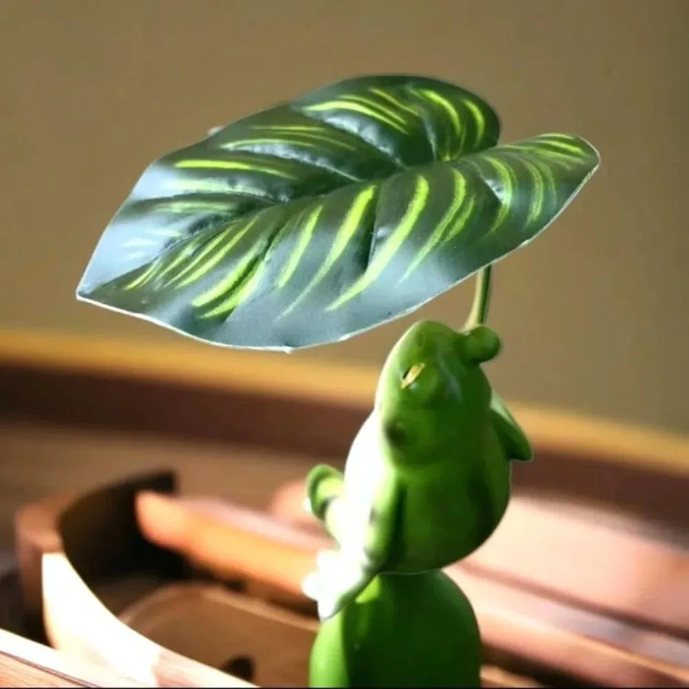 Frovia Garden Frosch Figur Deko | Gartenfigur aus Resin | Grün | Cartoon Design