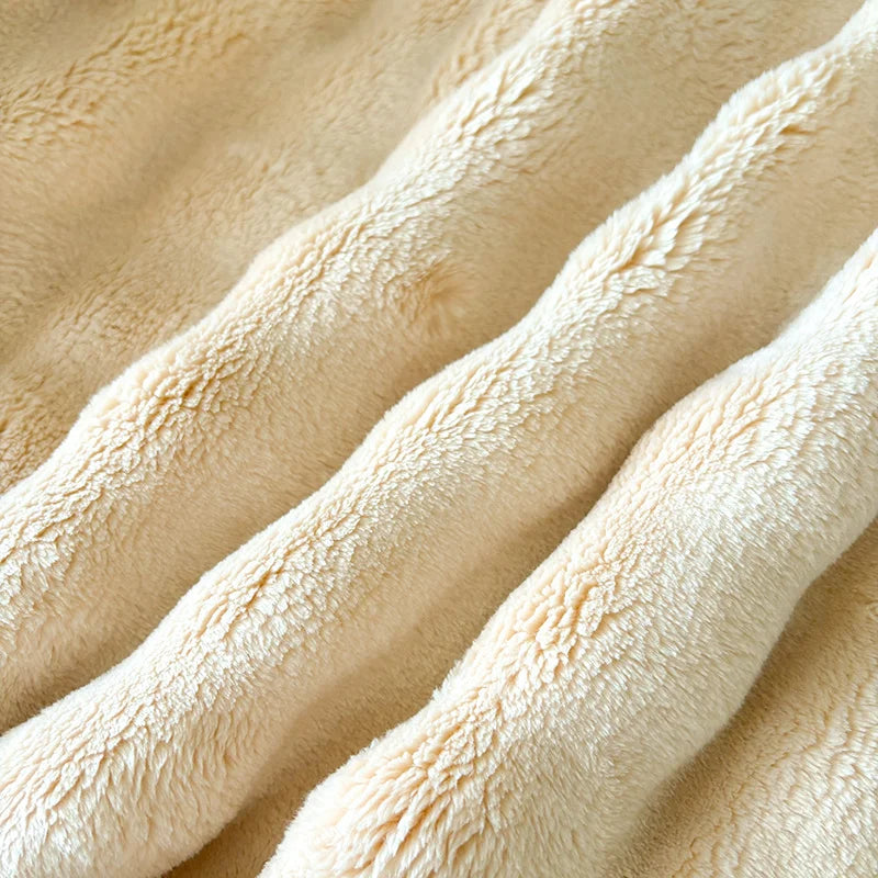 FauxLuxe | Plush Throw Blanket Made of Imitation Rabbit Fur | Double-Sided Velvet | Thick & Warm