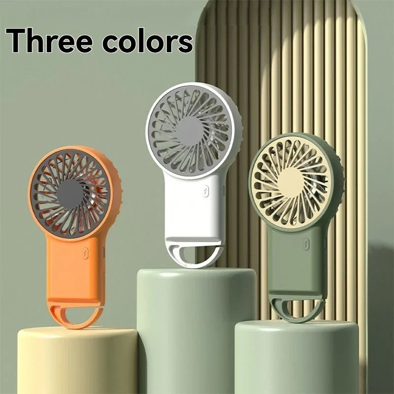 Breezora Mini Ventilator | 3 Geschwindigkeiten | USB-C | Faltbar & mit Haken