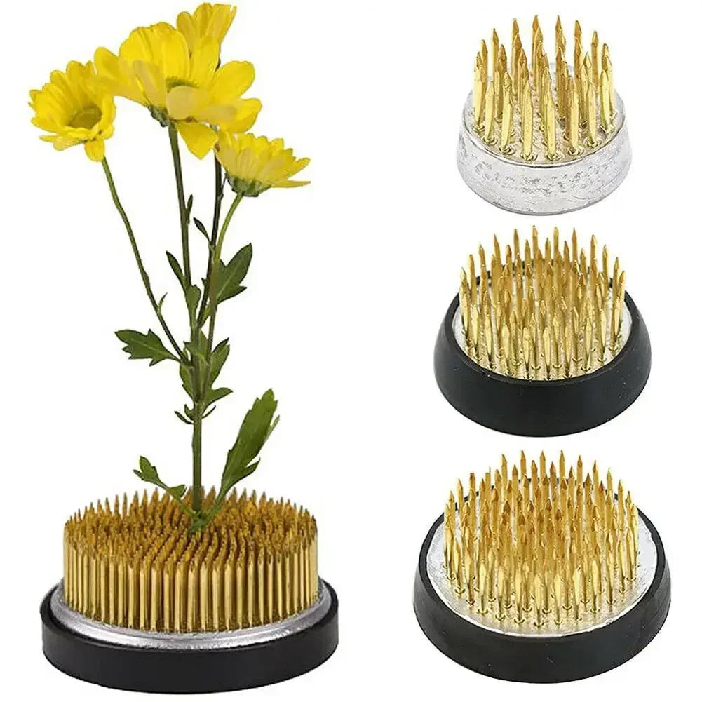 BlütenForm | Ikebana Kenzan Blumenstecker | Messing Blumenhalter für Kreative Blumenarrangements und Vasen