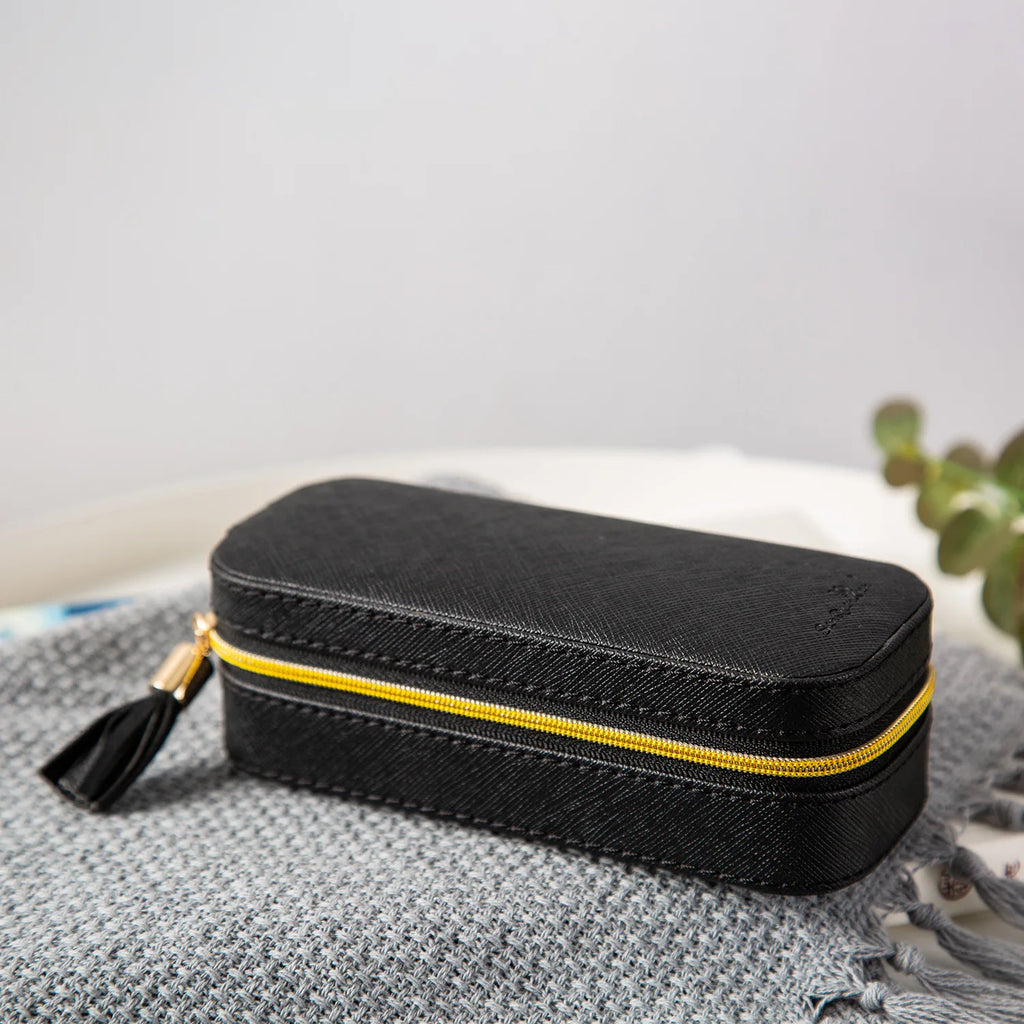 Luxora Reise Schmuckbox aus Leder | Tragbare Aufbewahrung für Ringe & Accessoires | Europäischer Stil
