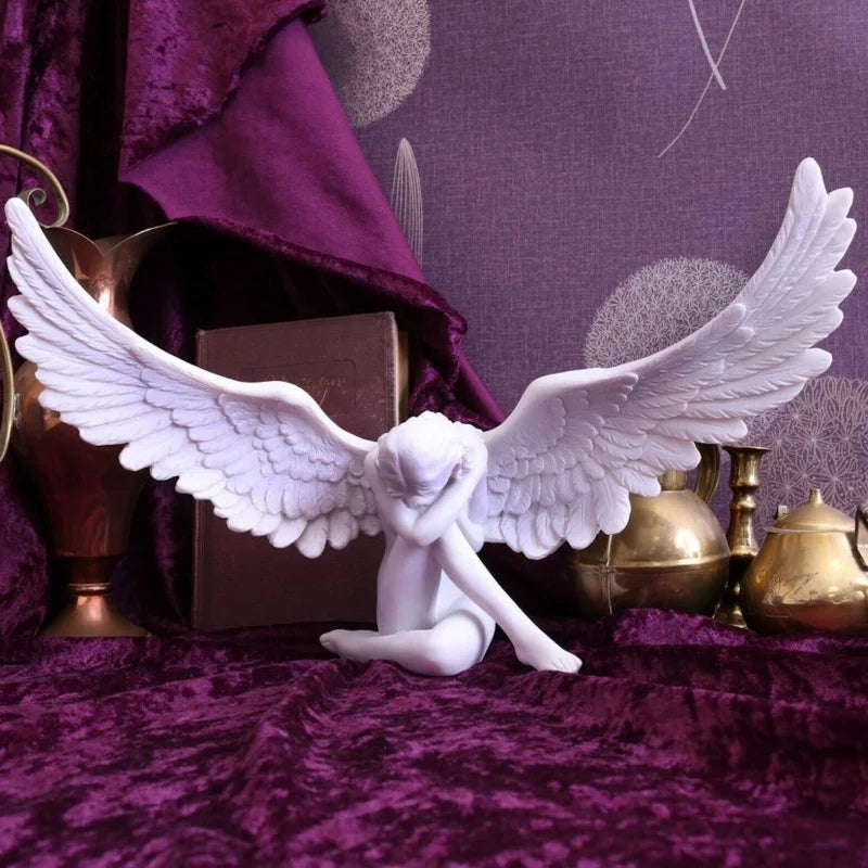Aveloria Engelsflügel Skulptur 18 cm | 3D Umarmung | Resin Figur | moderne Deko