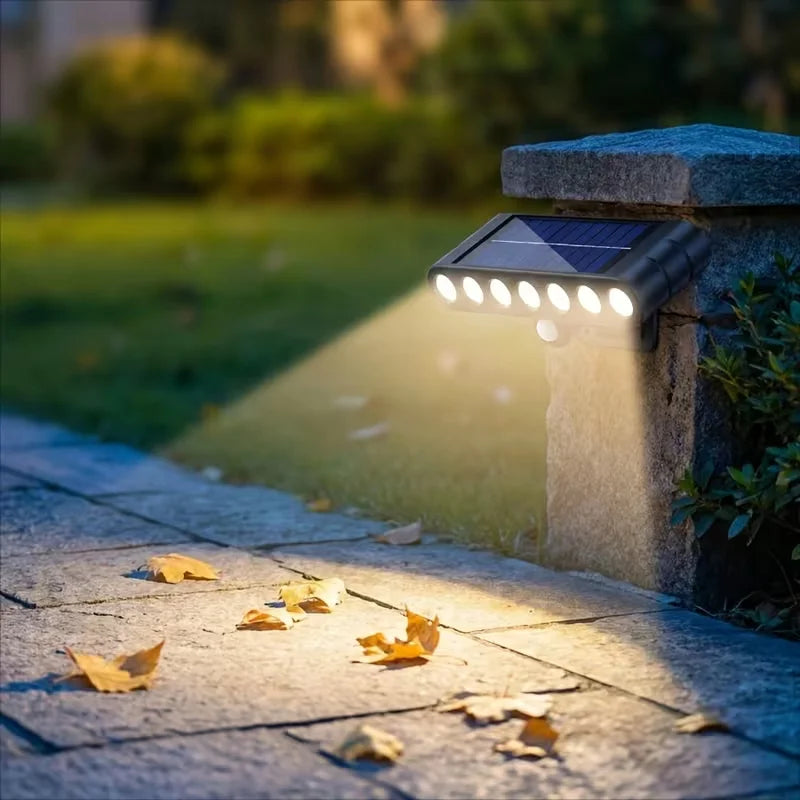 LumiVanta Solar-Gartenleuchte mit Bewegungsmelder | 7 LED | 3 Lichtmodi | Wetterfest