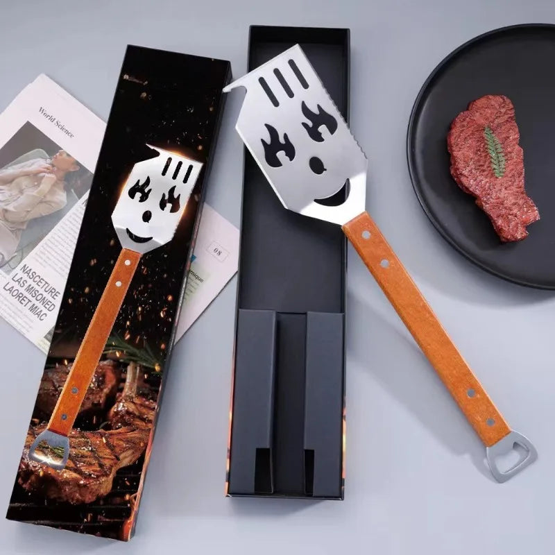 GrillMasterPro 7-in-1 Multifunktionaler Grillspatel | Edelstahl BBQ Werkzeug | Fleischzange, Wender & Küchenhelfer für Grill & Outdoor
