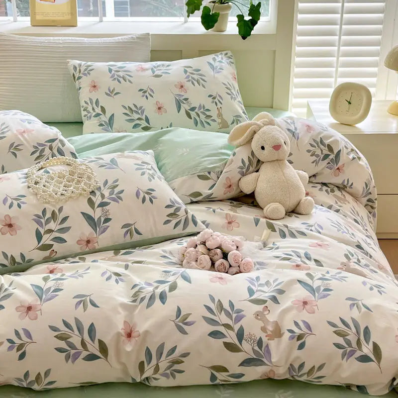 DreamLux Duvet Cover | 100% Cotton | Elegant Floral Design | Breathable & Durable