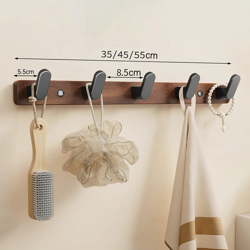 Walnora | Wandgarderobe aus Walnussholz | 6 Kleiderhaken | Rustikale Garderobenleiste für Flur & Bad