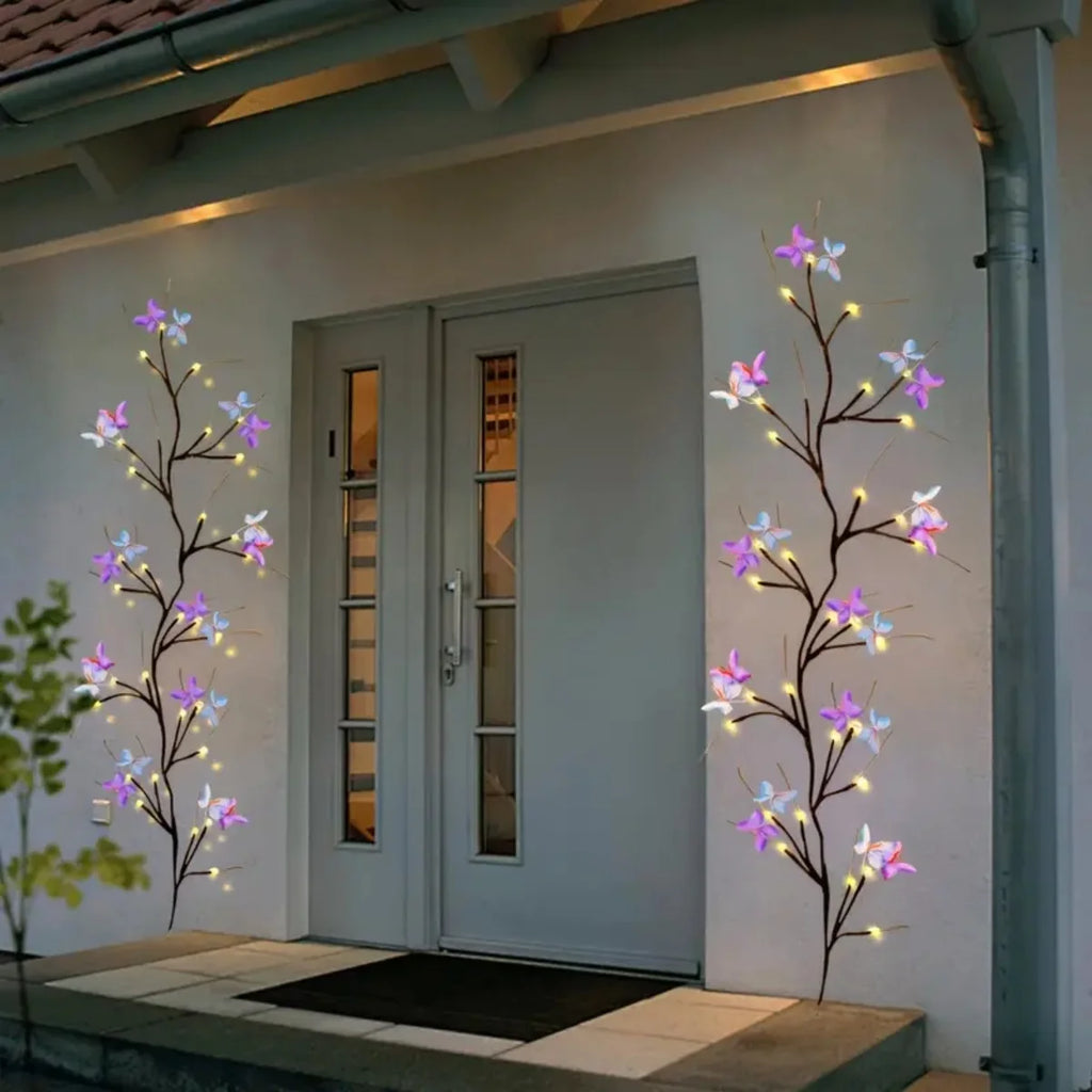 Lumivana | LED-Weidenranken-Lichterkette mit Schmetterlingen | 30 LEDs & 8 Leuchtmodi | USB-betrieben