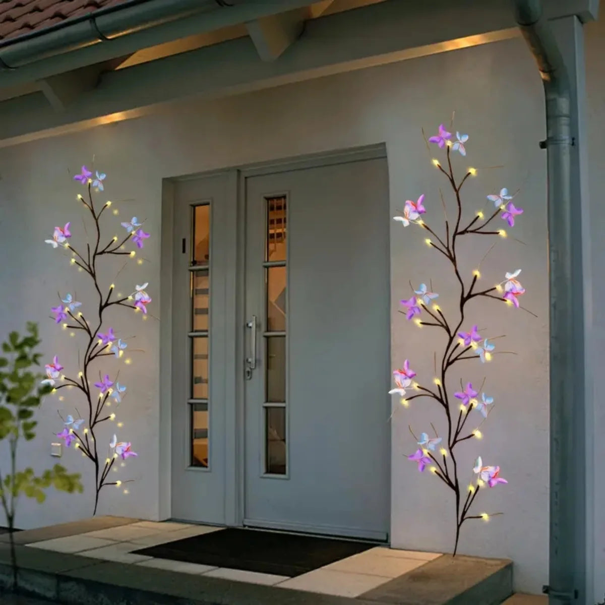Lumivana | LED-Weidenranken-Lichterkette mit Schmetterlingen | 30 LEDs & 8 Leuchtmodi | USB-betrieben