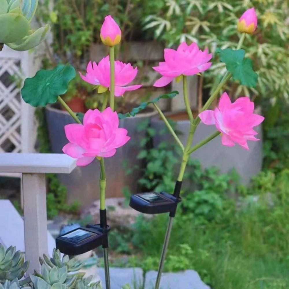 Floravion Solar Lotus Gartenleuchte 3 Köpfe | Farbwechsel LED | IP65 Wetterfest | Dekolicht Outdoor