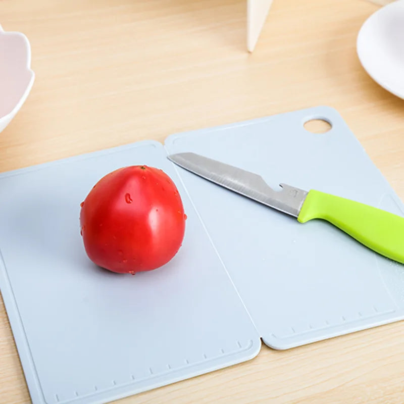 CutEase Faltbares Schneidebrett | Tragbares Kunststoff Küchenbrett | Gemüse & Fleisch Schneidehilfe
