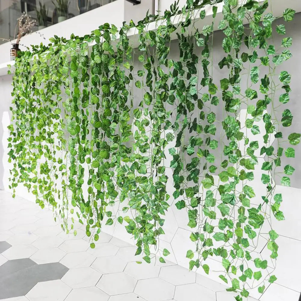 GreenAura Künstliche Efeuranke | 2 m Hängende Girlande | Seidenblätter für Wand- & Heimdekoration