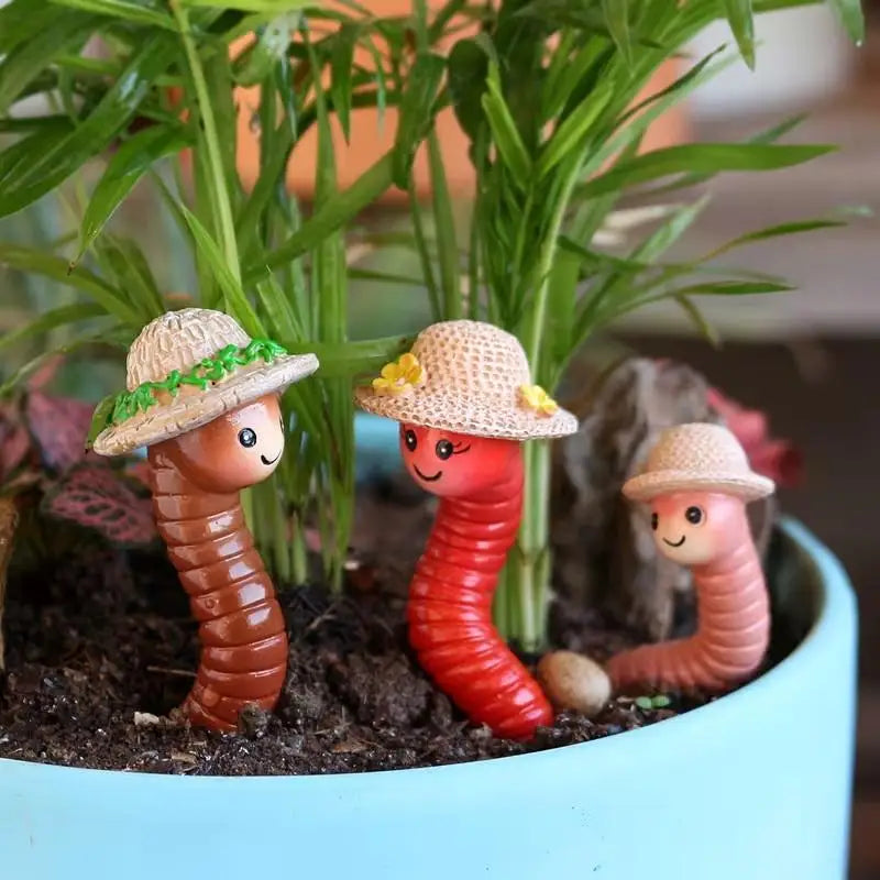 Wurmelino | Regenwurm Figuren Set 3-teilig | Handbemalte Gartenstecker aus Kunstharz | Miniatur Pflanzendekoration