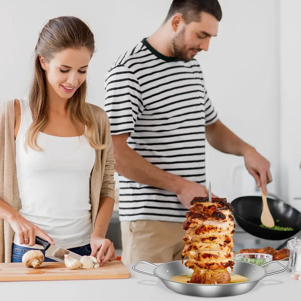 GrillVerto Vertikaler Edelstahl Grillspieß | BBQ Fleischhalter mit Auffangschale | 3 Spieße 20–30 cm