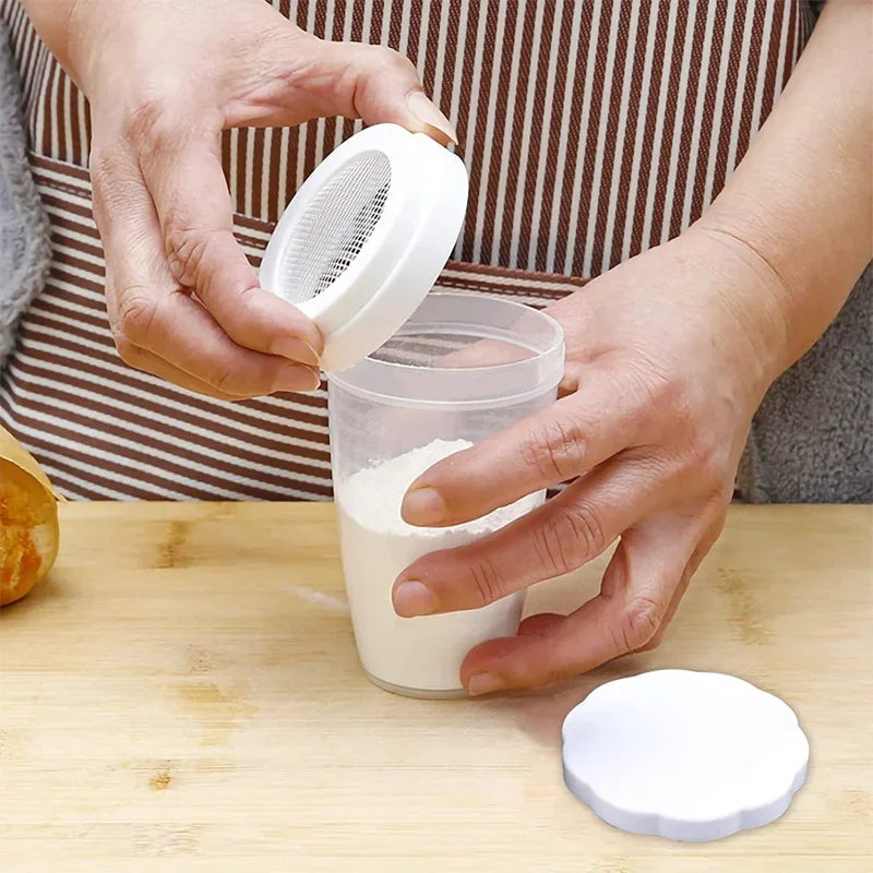BakeDust Puderzuckerstreuer  | Mit Deckel | Für Kakao & Mehl