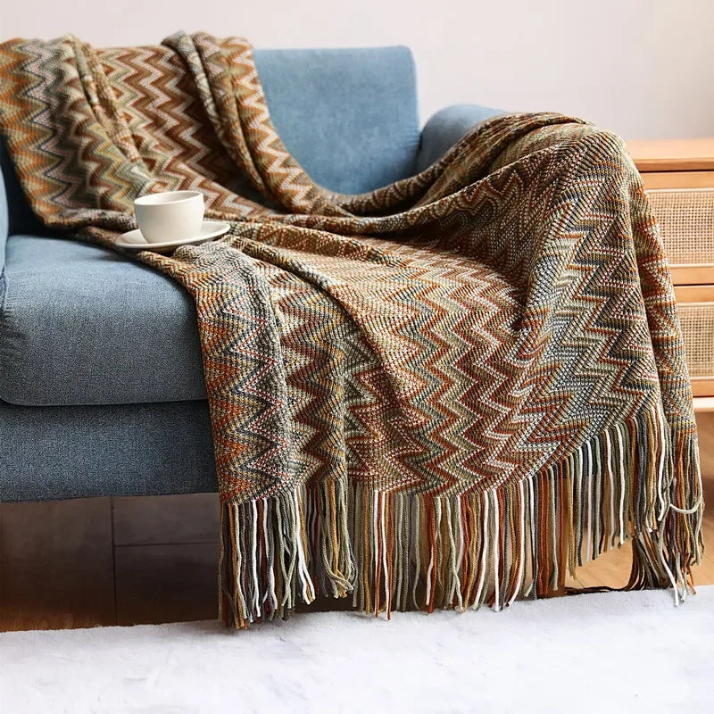 CasaLoom | Boho Throw with Tassels | Rust Red | Soft & Lightweight