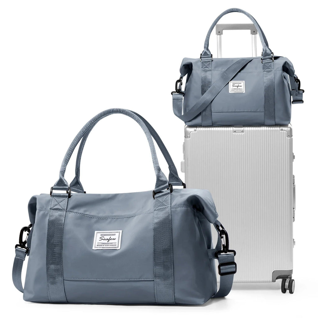 Aerovigo Travel Bag Hand Luggage 40x20x25 | Large Capacity | Weekender for Short Trips | Airline Cabin Bag
