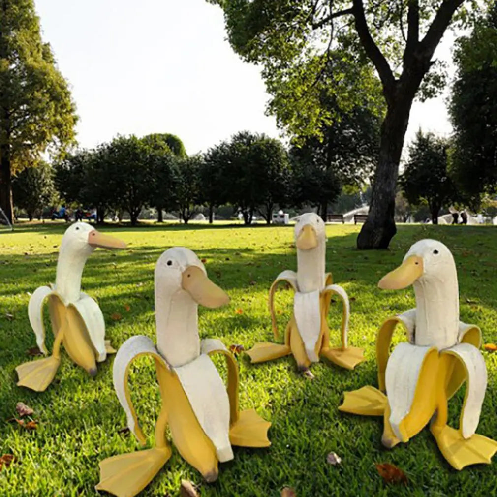 BananaDuck Sculpture Quaki | Funny Garden Decoration | Weatherproof Resin | 17 cm