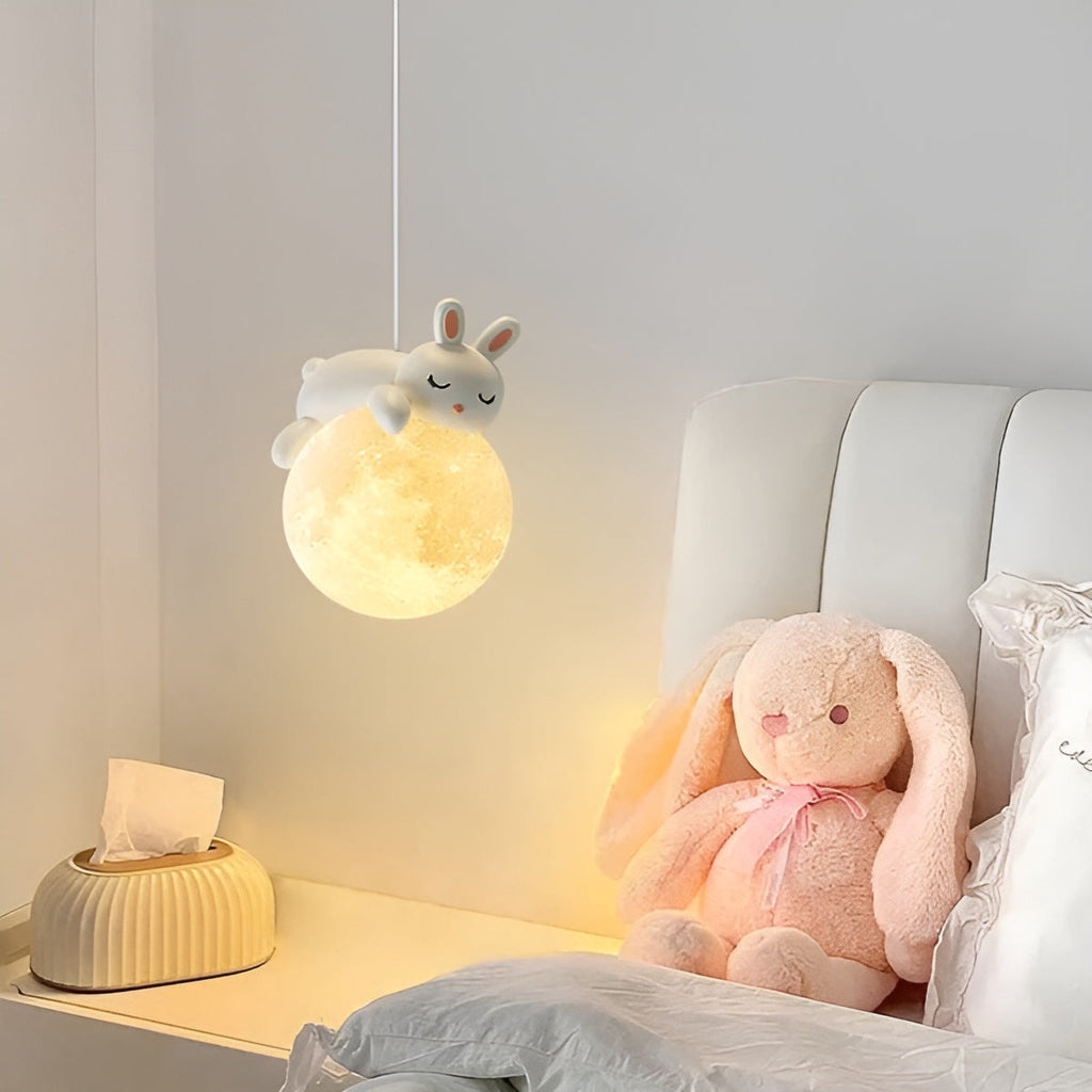Children's Ceiling Lamp Mondolino | LED Pendant Lamp with Moon & Animals | Dimmable & Energy Efficient | For 3–5 m² Rooms