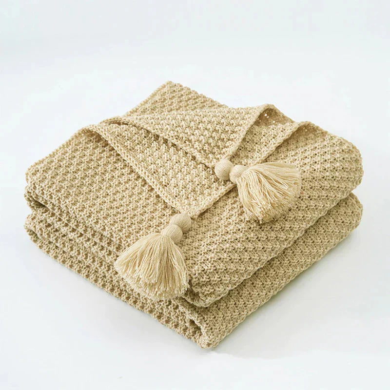 ArcticHaven Wool Blanket | Scandinavian Design with Tassels & Pom-Poms | Warm & Stylish