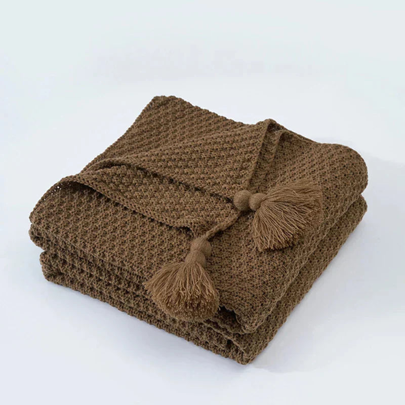 ArcticHaven Wool Blanket | Scandinavian Design with Tassels & Pom-Poms | Warm & Stylish