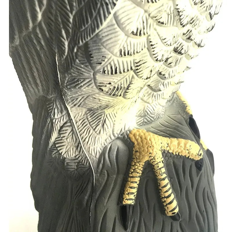 Falcono BirdGuard Bird Repellent Bird of Prey Decoration | Realistic Eagle Replica Made of Plastic | For Garden & Balcony