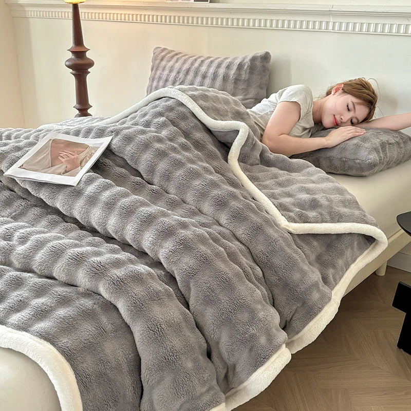 FauxLuxe | Plush Throw Blanket Made of Imitation Rabbit Fur | Double-Sided Velvet | Thick & Warm