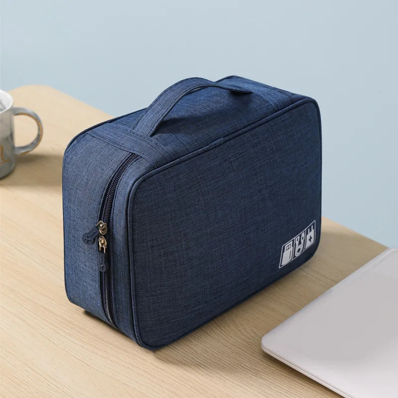 Baguvo Toiletry Bag | Water-Repellent & Compact | 100% Oxford Polyester | 24×18×9 cm