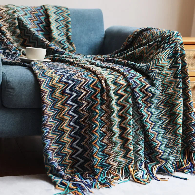 CasaLoom | Boho Throw with Tassels | Rust Red | Soft & Lightweight