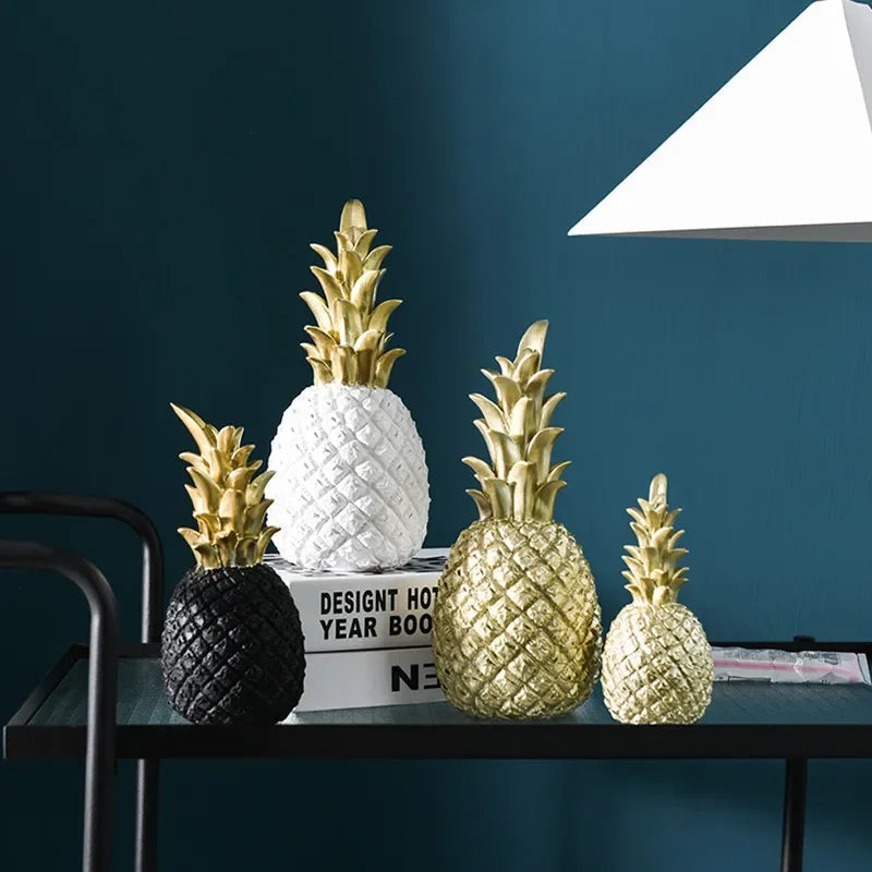Decorative Pineapple Gold | Tropical Elegance | High-Quality Resin | 3 Sizes