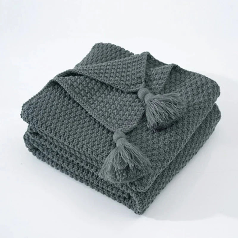 ArcticHaven Wool Blanket | Scandinavian Design with Tassels & Pom-Poms | Warm & Stylish
