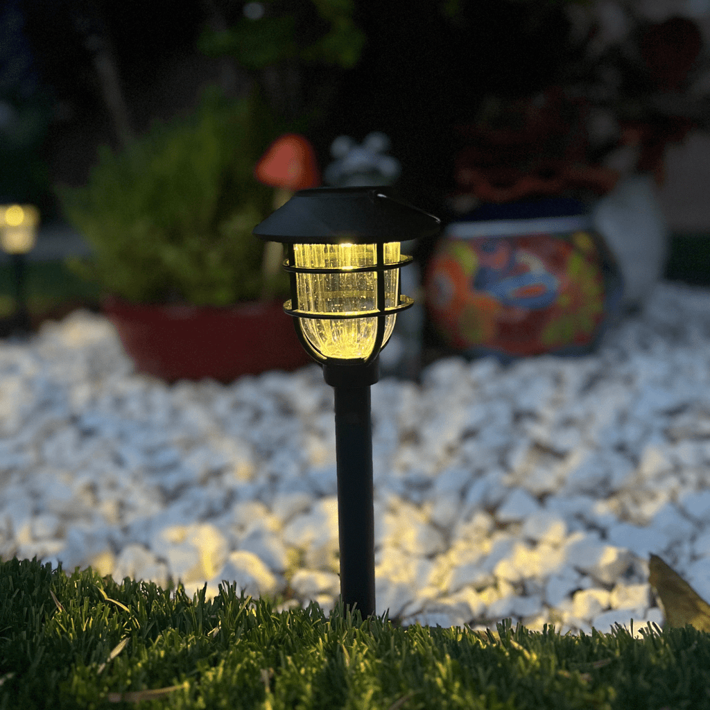 LumaSpike | Solar-Wegeleuchten 2er-Set | LED-Gartenleuchten mit Bewegungsmelder | IP65 Wasserdicht | Warmweiß