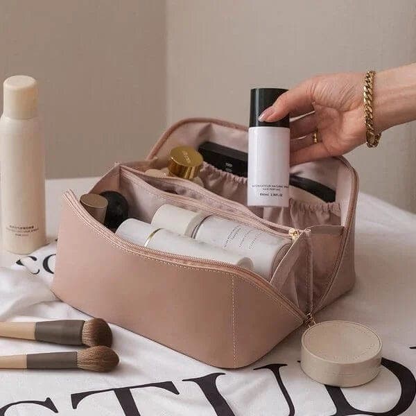 BellaPack Makeup Bag with Large Opening | Waterproof & Adjustable Compartments | 26x11x15 cm | For Travel & Everyday Use